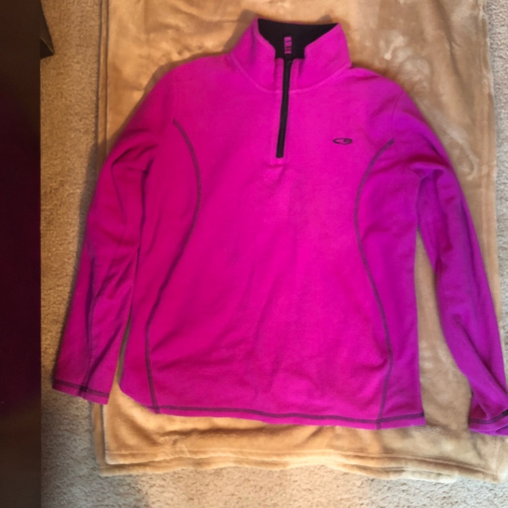 Half zip pull over